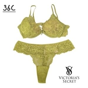 Vintage Victorias Secret VERY SEXY Lingerie - Bra Size 36C, Thong Size Large